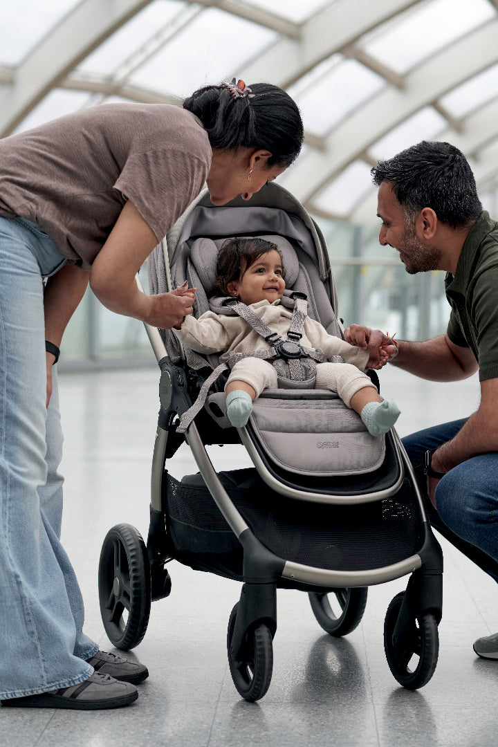 Mamas & Papas Ocarro² Travel System Bundle with Pebble 360 Pro²