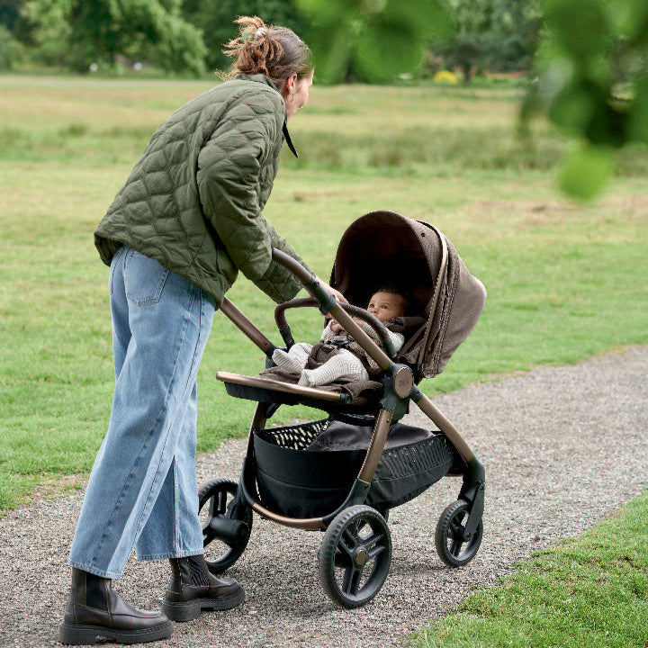Mamas & Papas Ocarro² Travel System Bundle with Pebble 360 Pro²
