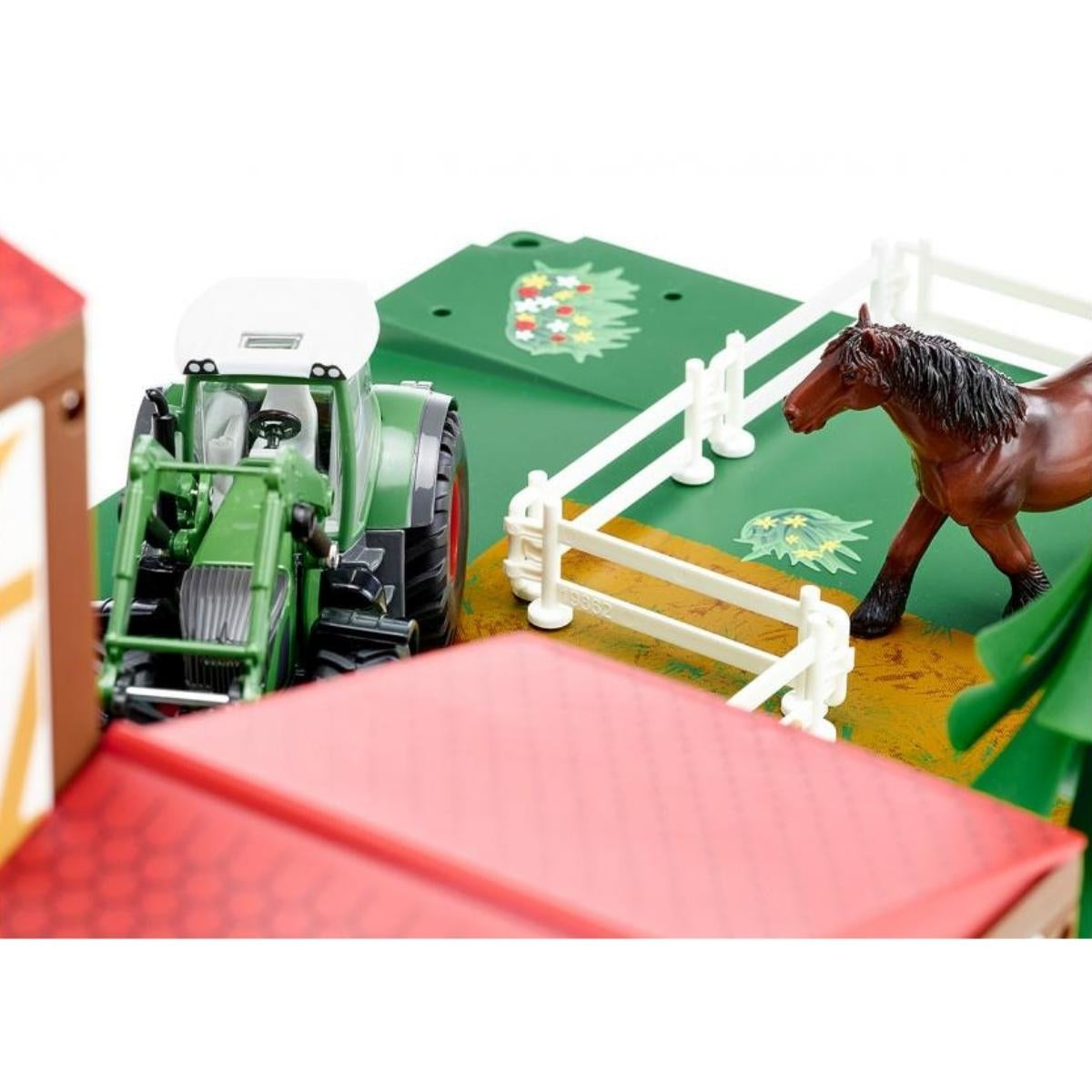 Siku Horse Farm