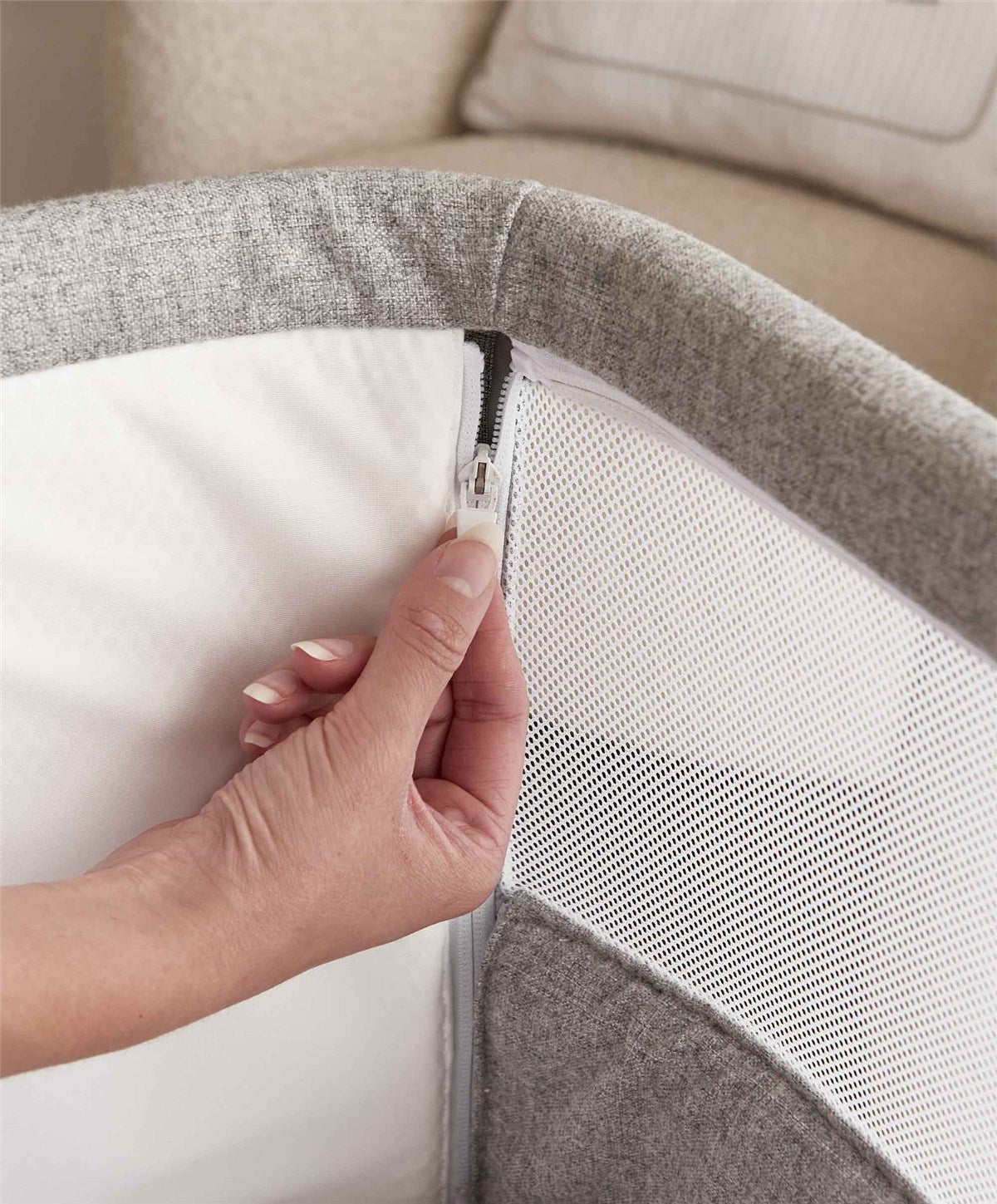 Mamas & Papas Lua Bedside Crib