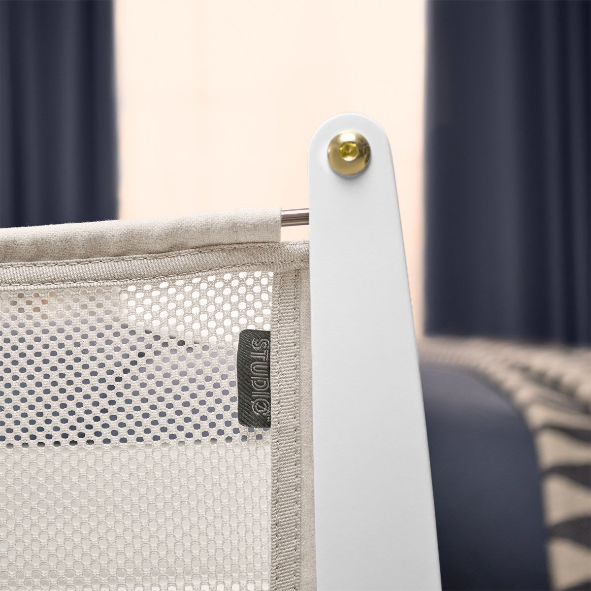 Snuz Snuzpod Studio Bedside Crib