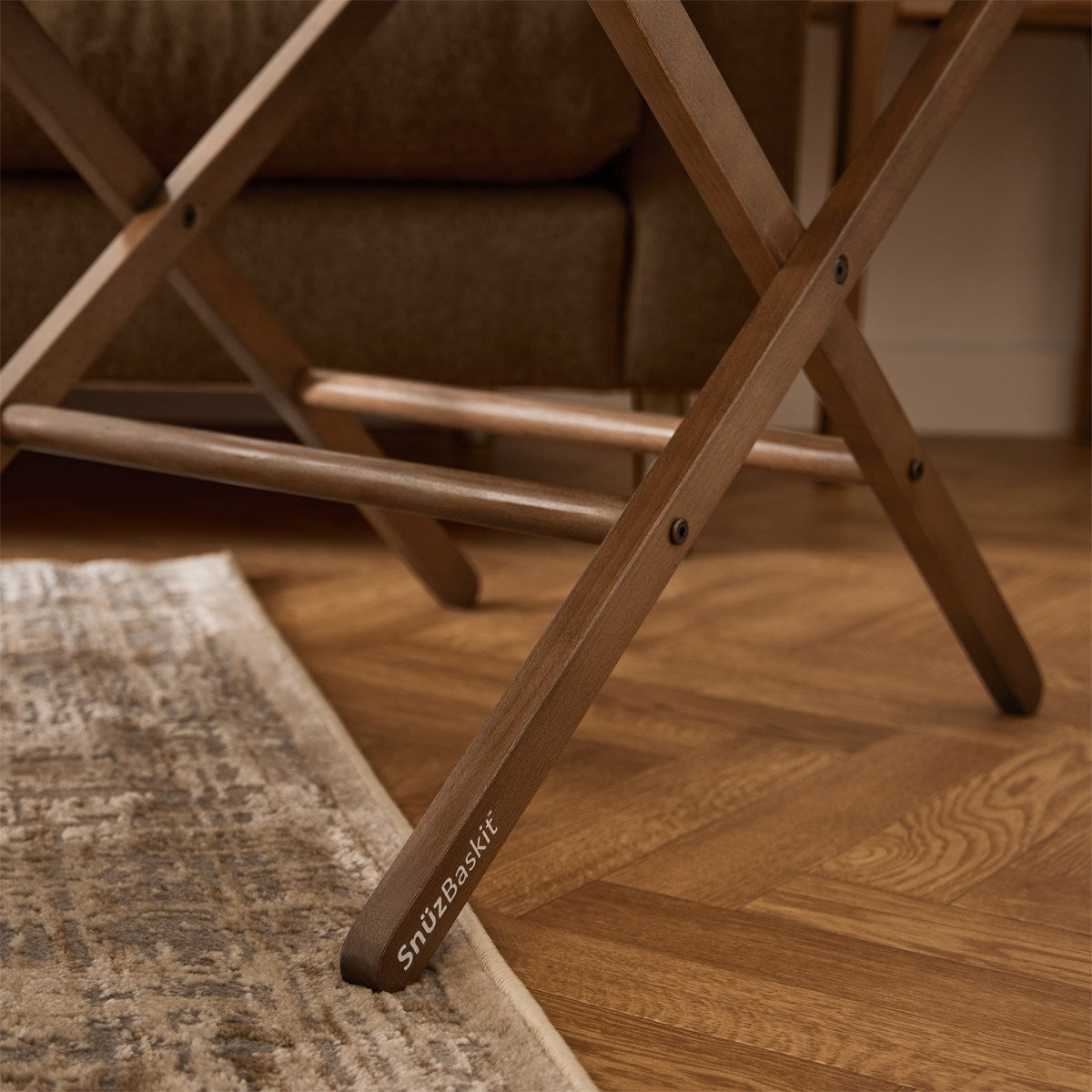 Snuz SnuzBaskit Moses Basket & Stand