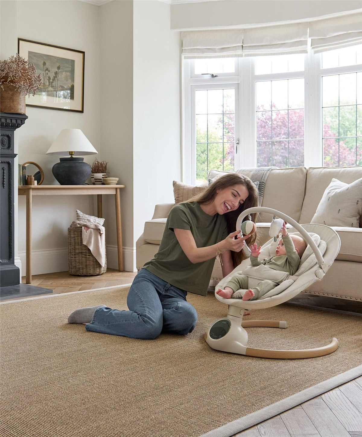 Joie Versatrax Luxury Bundle With 360° Car Seat And base