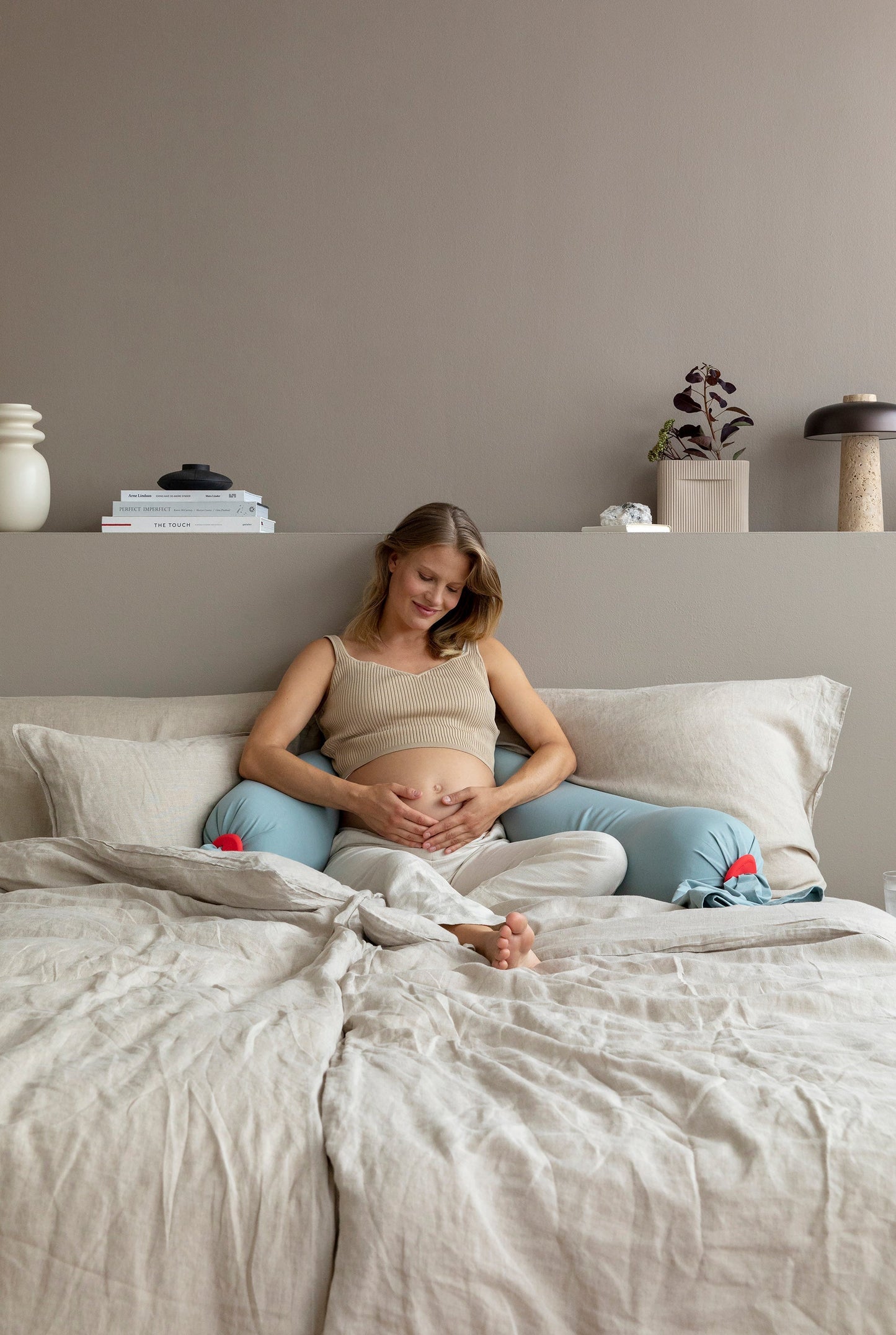 bbhugme Pregnancy Pillow Eucalyptus/ Coral