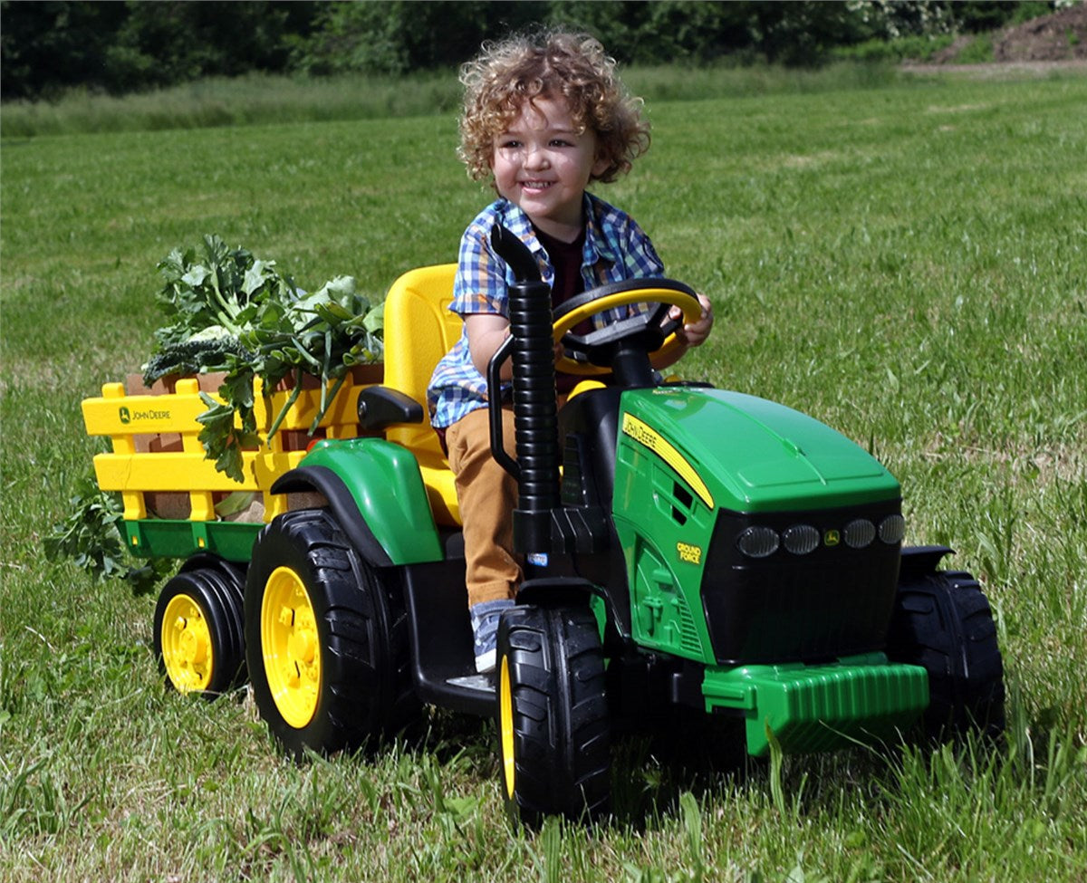 Peg Perego John Deere Ground Force + Trailer + Construction Outfit, 12V