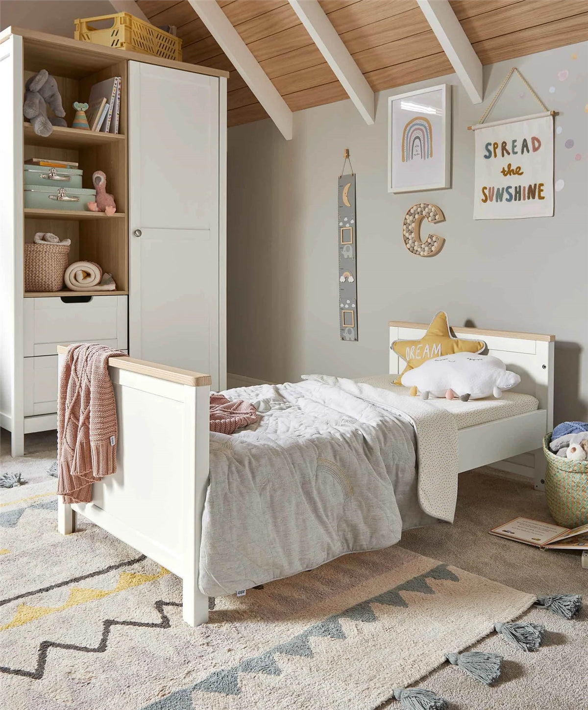 Mamas & Papas Harwell 2 Piece Furniture Set (Cot Bed & Dresser Changer)