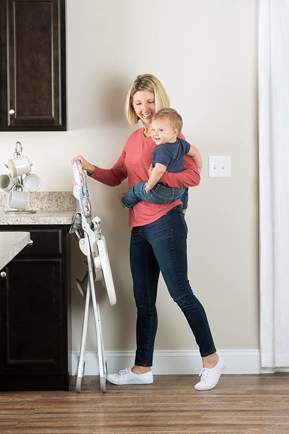 Graco Snack N' Stow™ Highchair