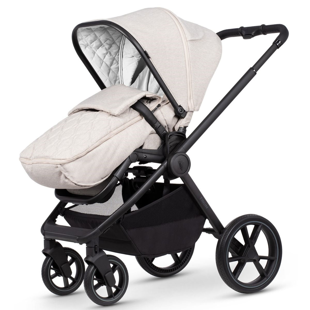 Venicci Tinum Edge 3in1 + Isofix Base Complete Travel System Bundle