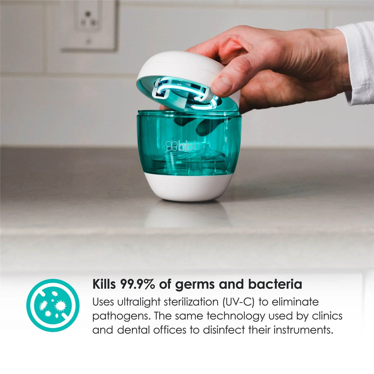 bblüv - Üvi - 4-in-1 Portable Pacifier & Nipple UV Sterilizer