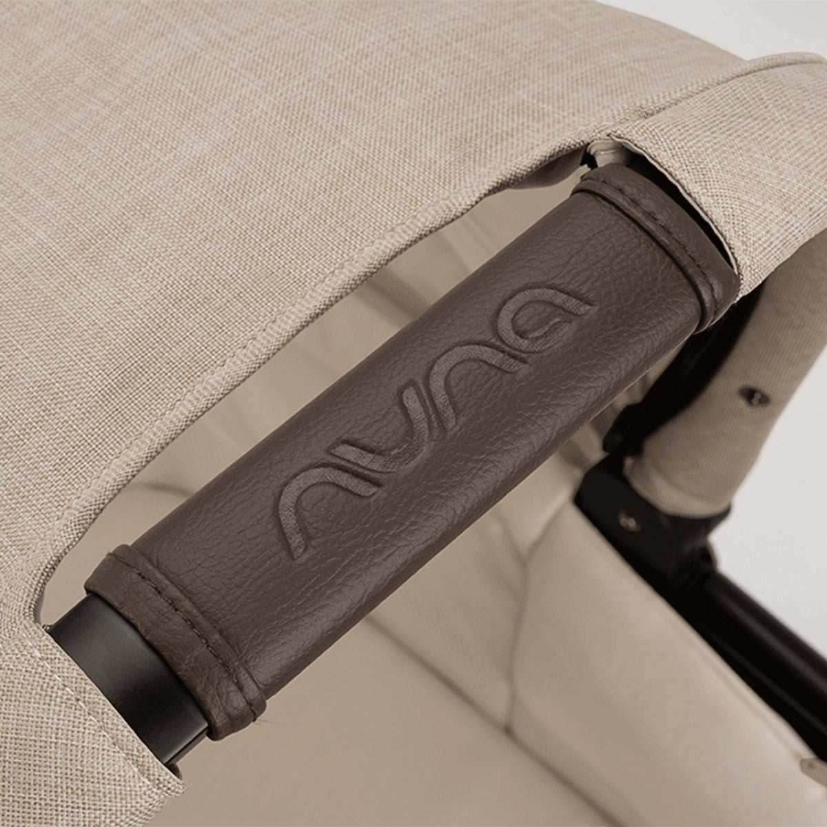 Nuna Mixx Next Travel System with Arra + Base Next, Biscotti