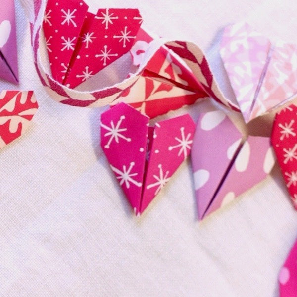 Cambridge Imprint Origami Heart Bunting Kit
