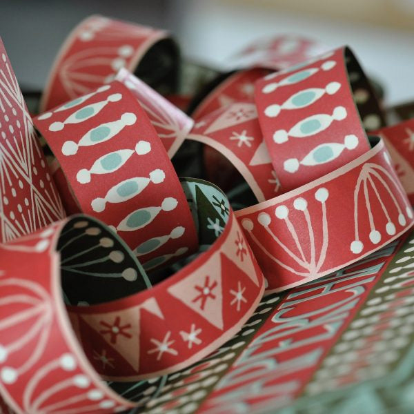 Cambridge Imprint Paperchain Green / Red