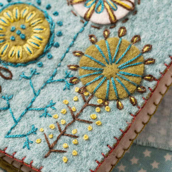 Corinne Lapierre Needlecase Felt Craft Mini Kit