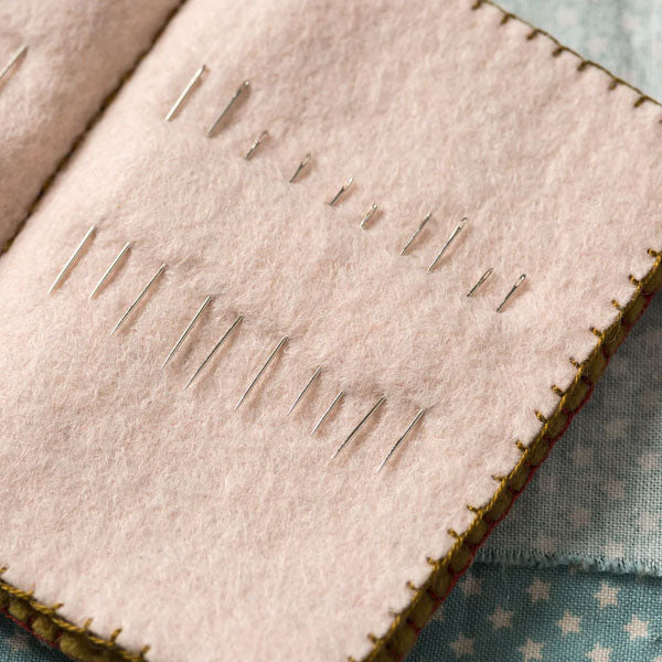 Corinne Lapierre Needlecase Felt Craft Mini Kit