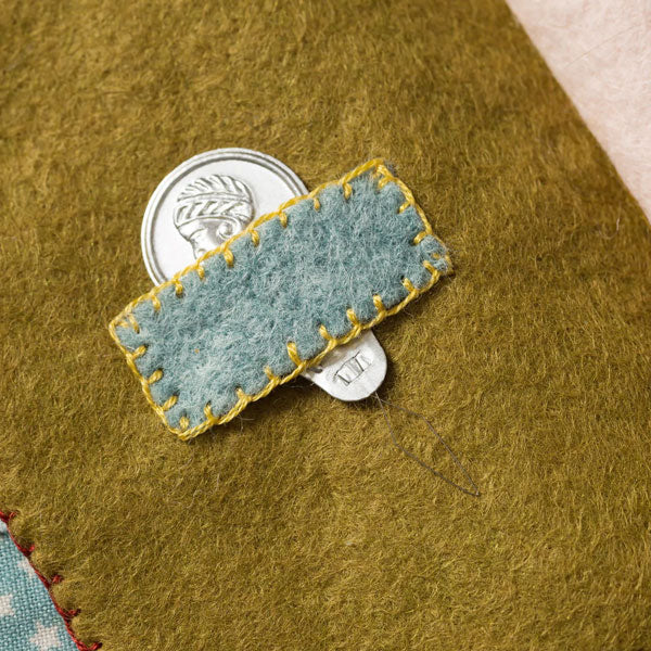 Corinne Lapierre Needlecase Felt Craft Mini Kit