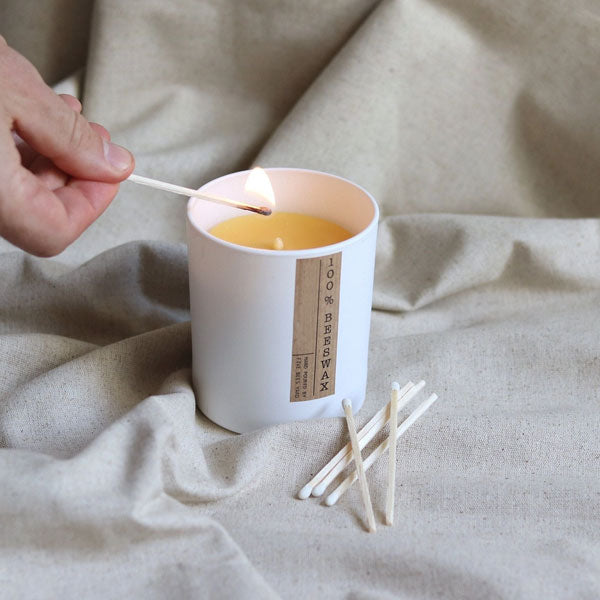 Five Bees Yard Beeswax White Container Candle with Wooden Lid - Scented