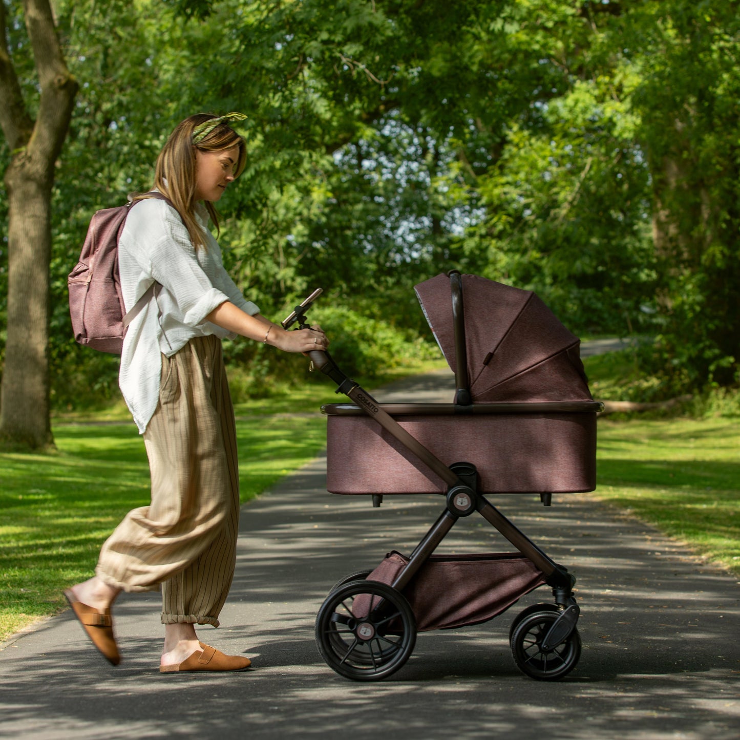 Giggle 4 Special Edition Pram and Accessory Bundle Bear Hug