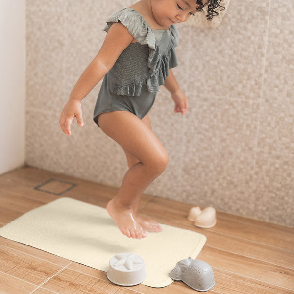 Hevea Natural Rubber Honeycomb Bath Mat Sand