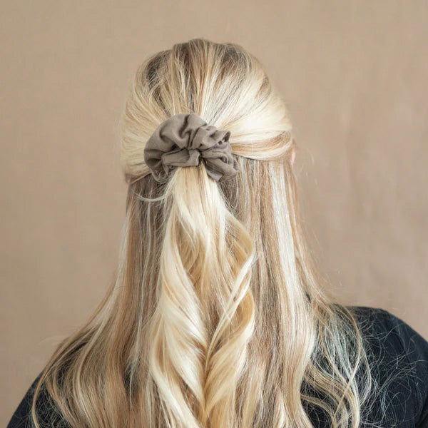 Kooshoo Organic Plastic Free Scrunchies - Blush Walnut