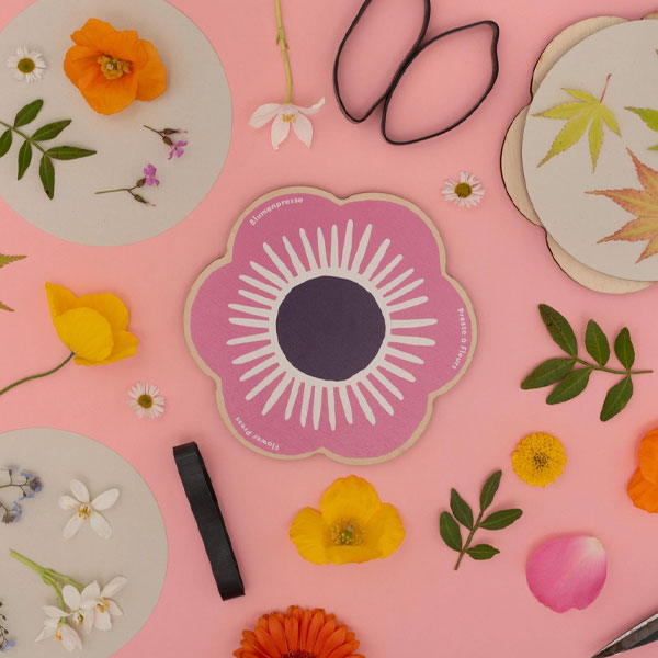 Studio Wald Flower Shaped Press - Pink