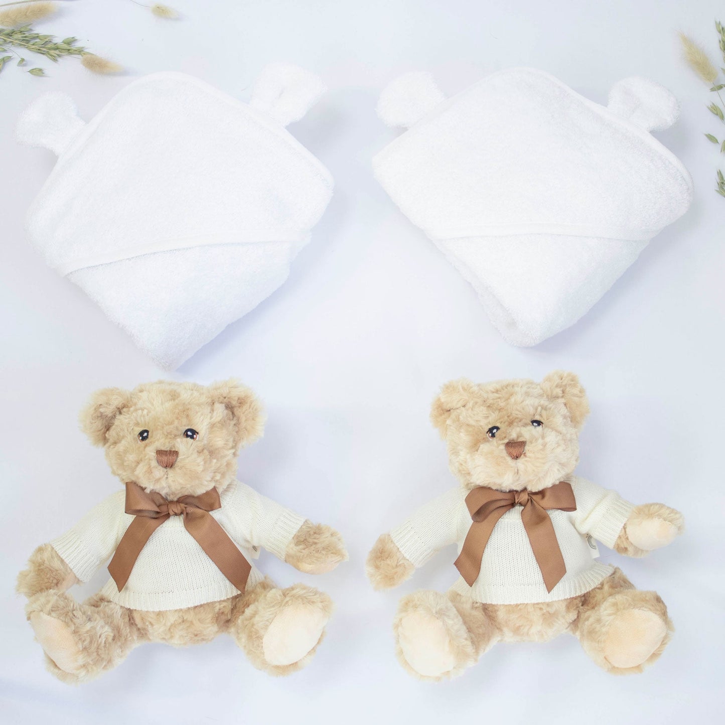 TWIN NEUTRAL TEDDY AND TOWEL HAMPER