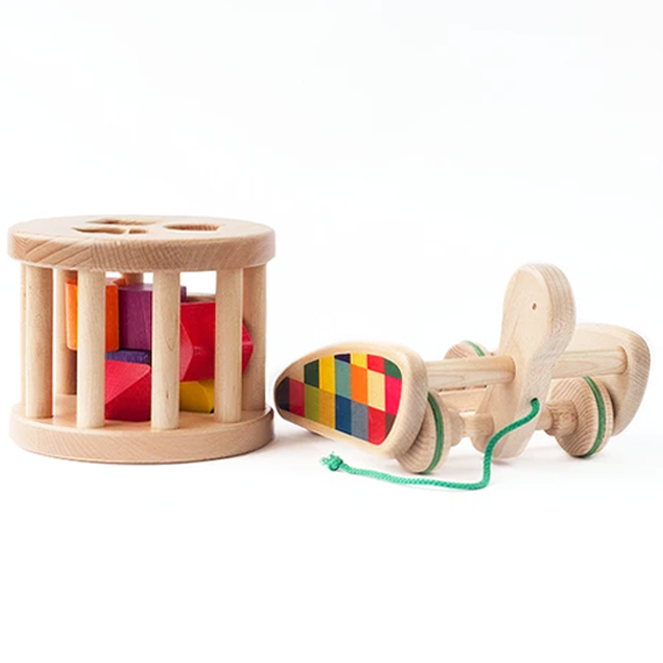 Bajo Pull Along Snail Shape Sorter