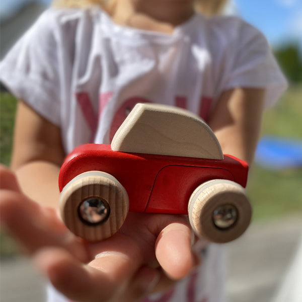 Bajo Wooden Pullback Car