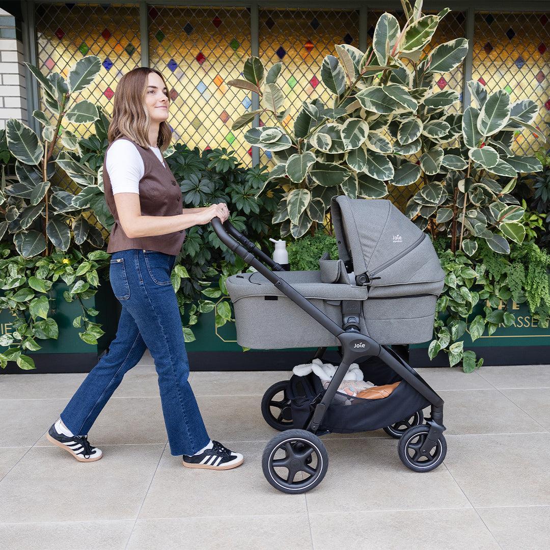 Joie Finiti Flex 4in1 Travel Ready Bundle - Eclipse
