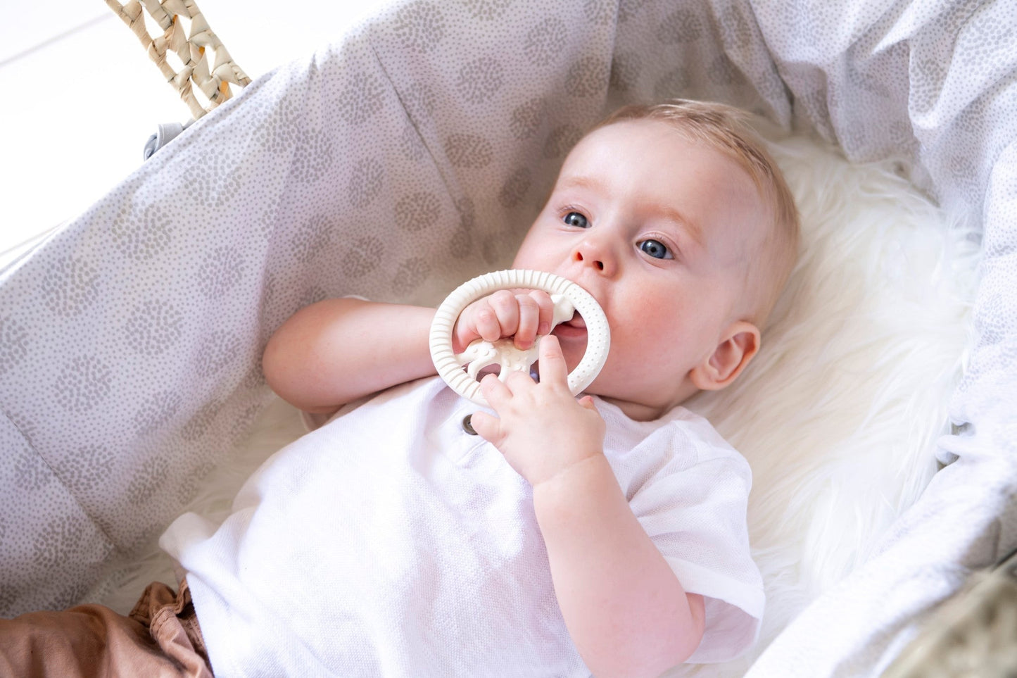 Sophie la girafe® - Circle Teether
