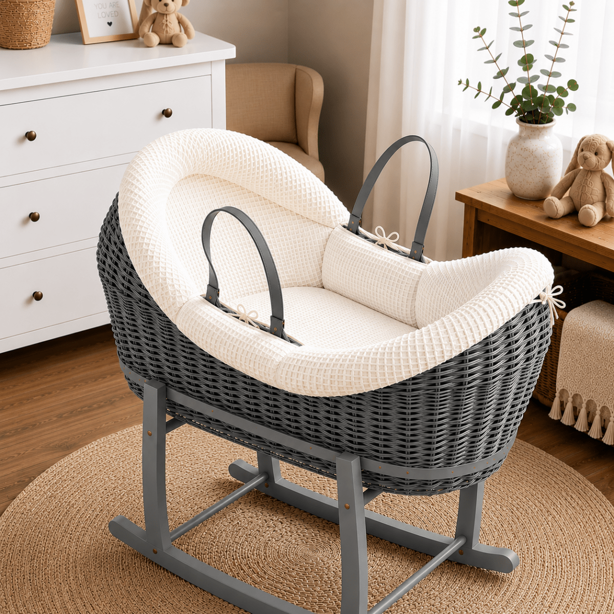 Wicker Deluxe Pod Baby Moses Basket With Stand