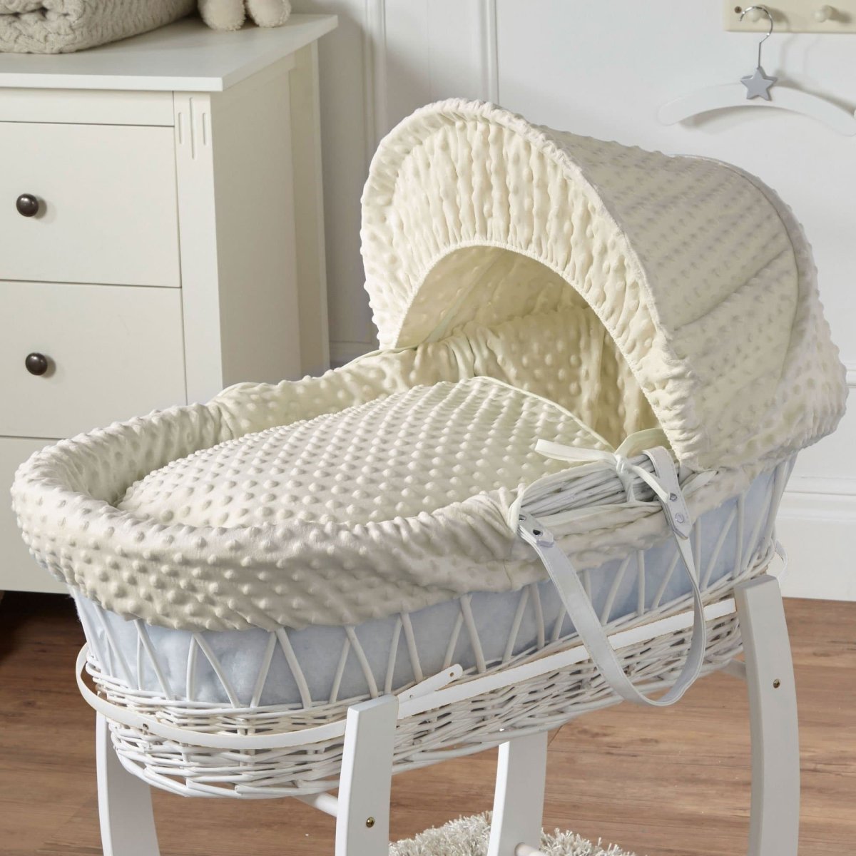 Wicker Moses Basket-No stand included.