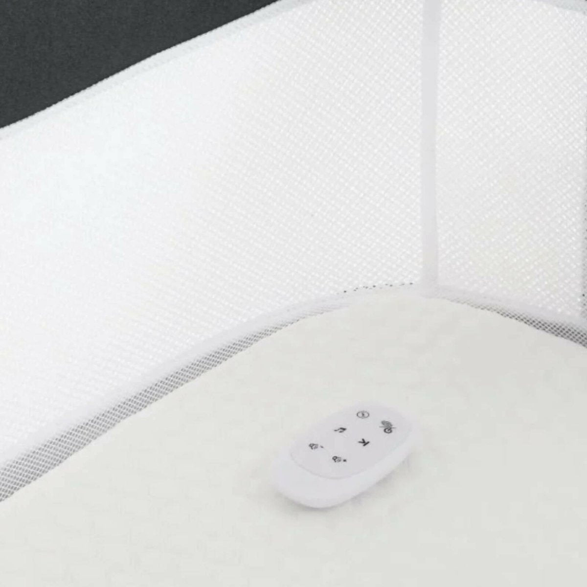 Oyster Wiggle Crib Co-Sleeper - Carbonite